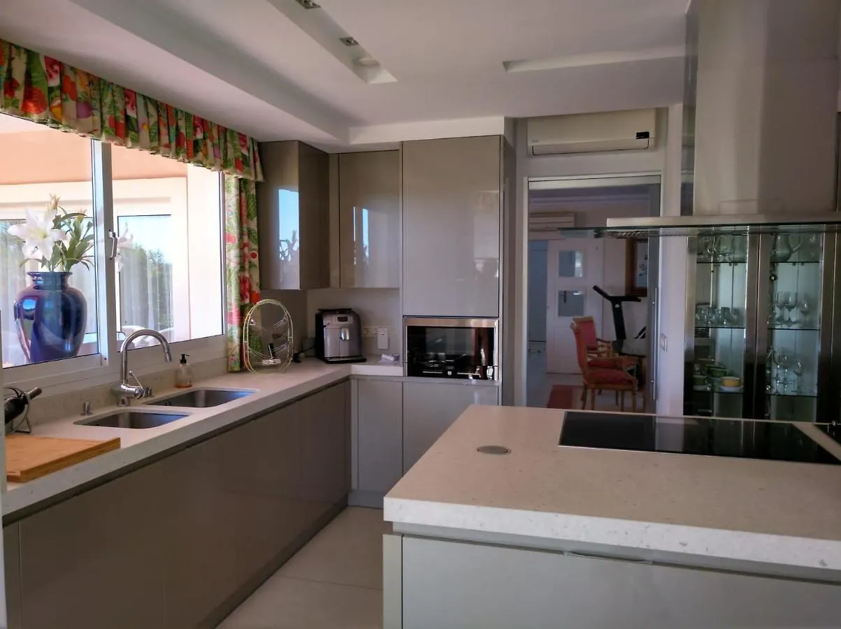 Casa La Familia Villa Mijas 0*,